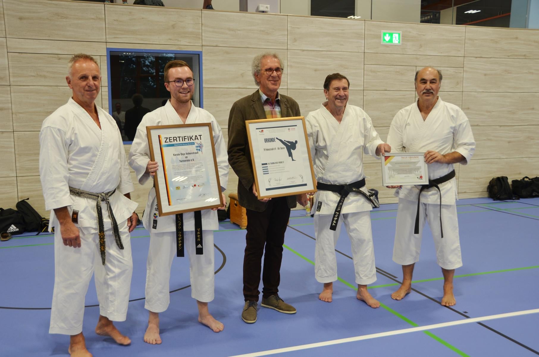Drei auf einen Streich – Deutscher Karate-Präsident im Dojo Vohenstrauß