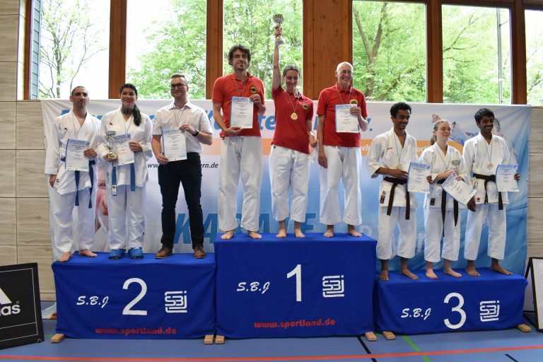 ,,Wir können auch Wettkampf“ – Silber und Bronze für das Karate Dojo Vohenstrauß